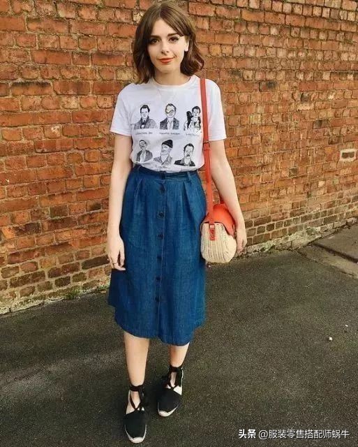 牛仔半裙夏天怎么穿出高级感,你真的懂牛仔半裙怎么穿最好看吗