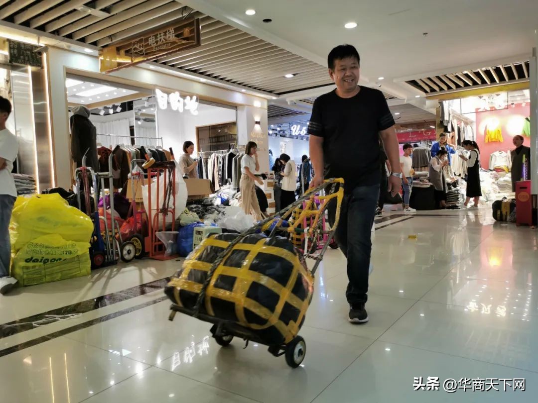 联想电脑线下实体店购买靠谱吗,联想电脑在专卖店靠谱吗