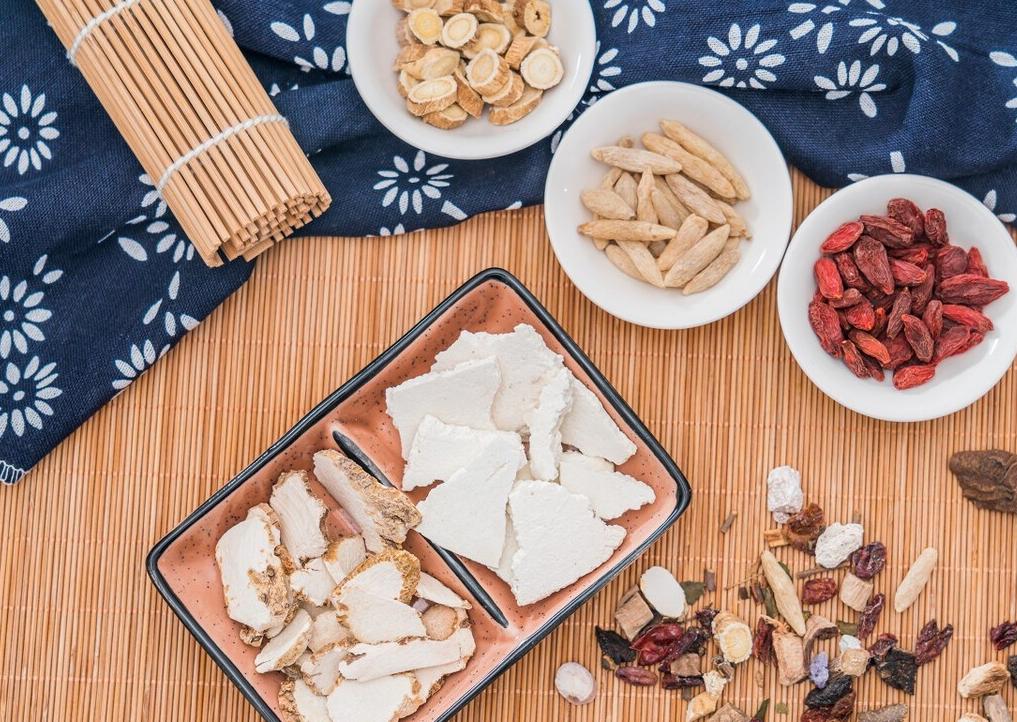 围绝经期综合征中医辨证心肾不交,绝经期肾阴阳两虚中医辨证