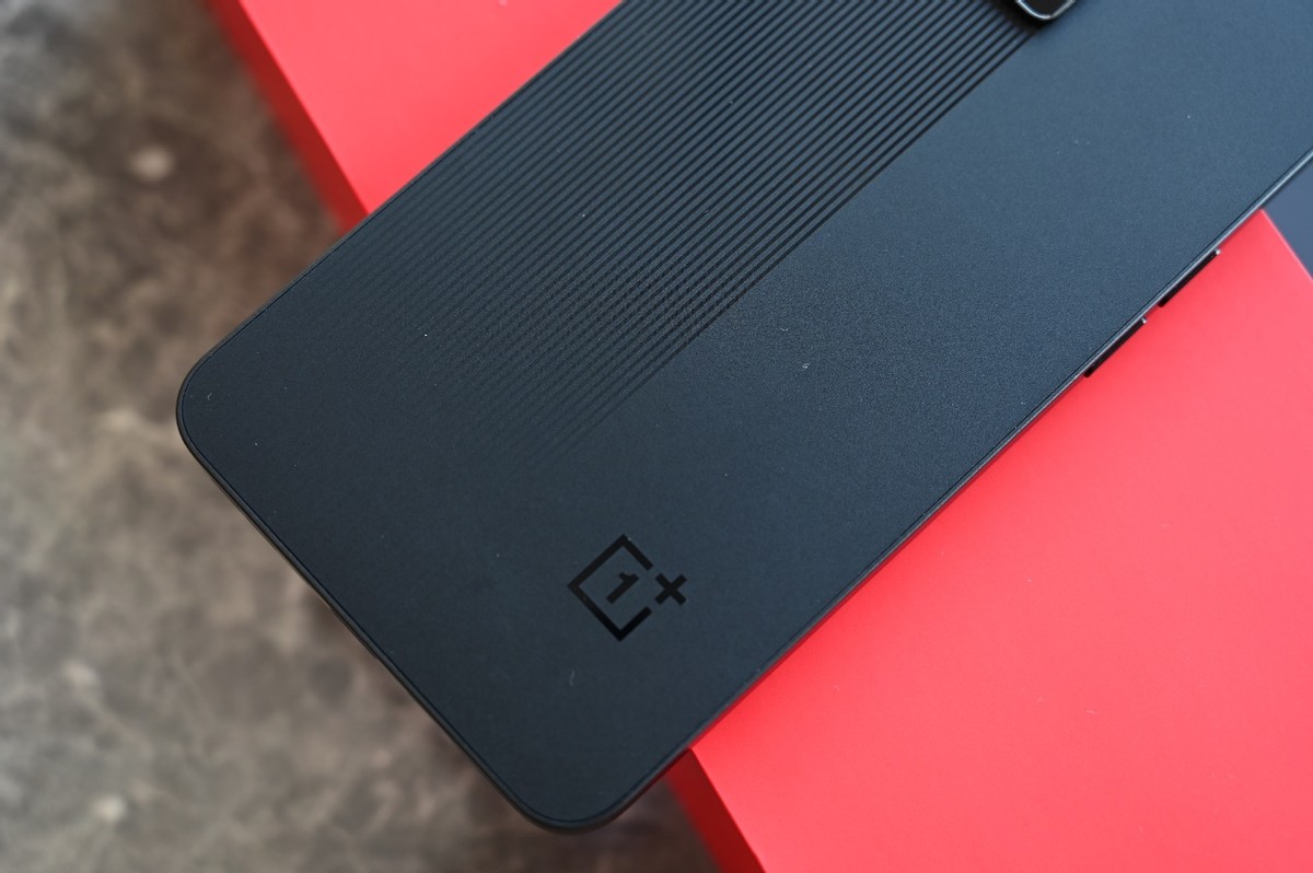 双十一16+1tb手机哪款最值得入手,双十一值得买高效续航千元机推荐