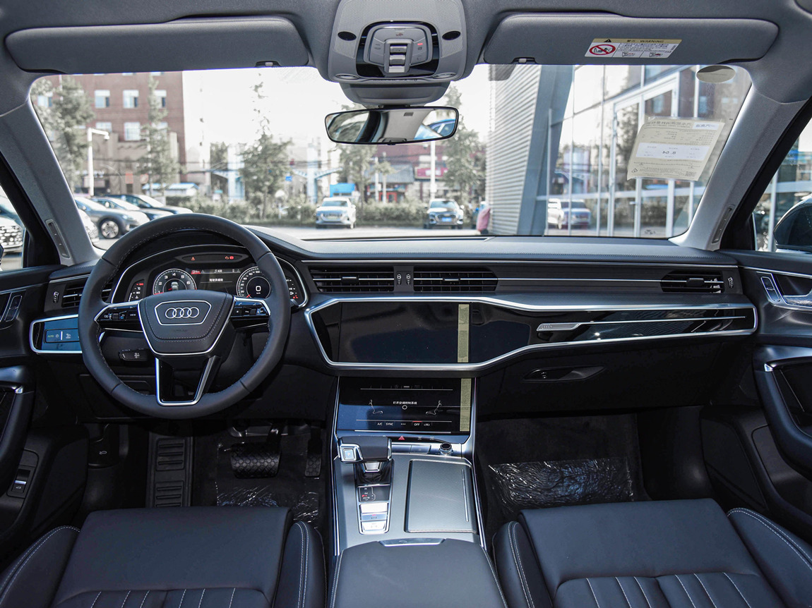 22款改款奥迪A6L45TFSI臻选致雅型：它可是奥迪A6L目前的主力车型