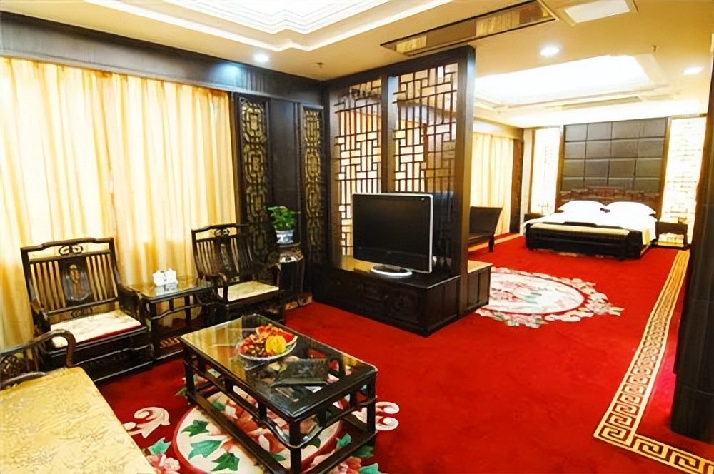 【上饶天下SHOW之婺源县】美宿：若到婺源恋上春，你就住进春天里