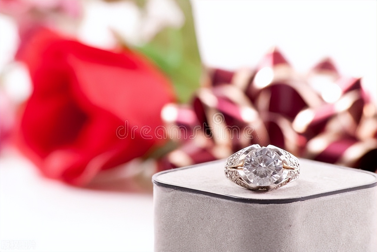 10克拉钻戒要多少钱,1克拉到10克拉的钻戒