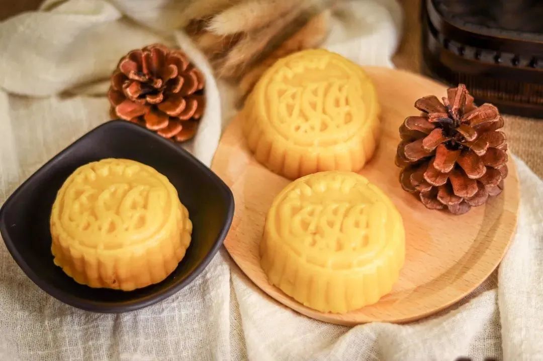 上海高校月饼新鲜出炉,上海哪个大学月饼最好吃