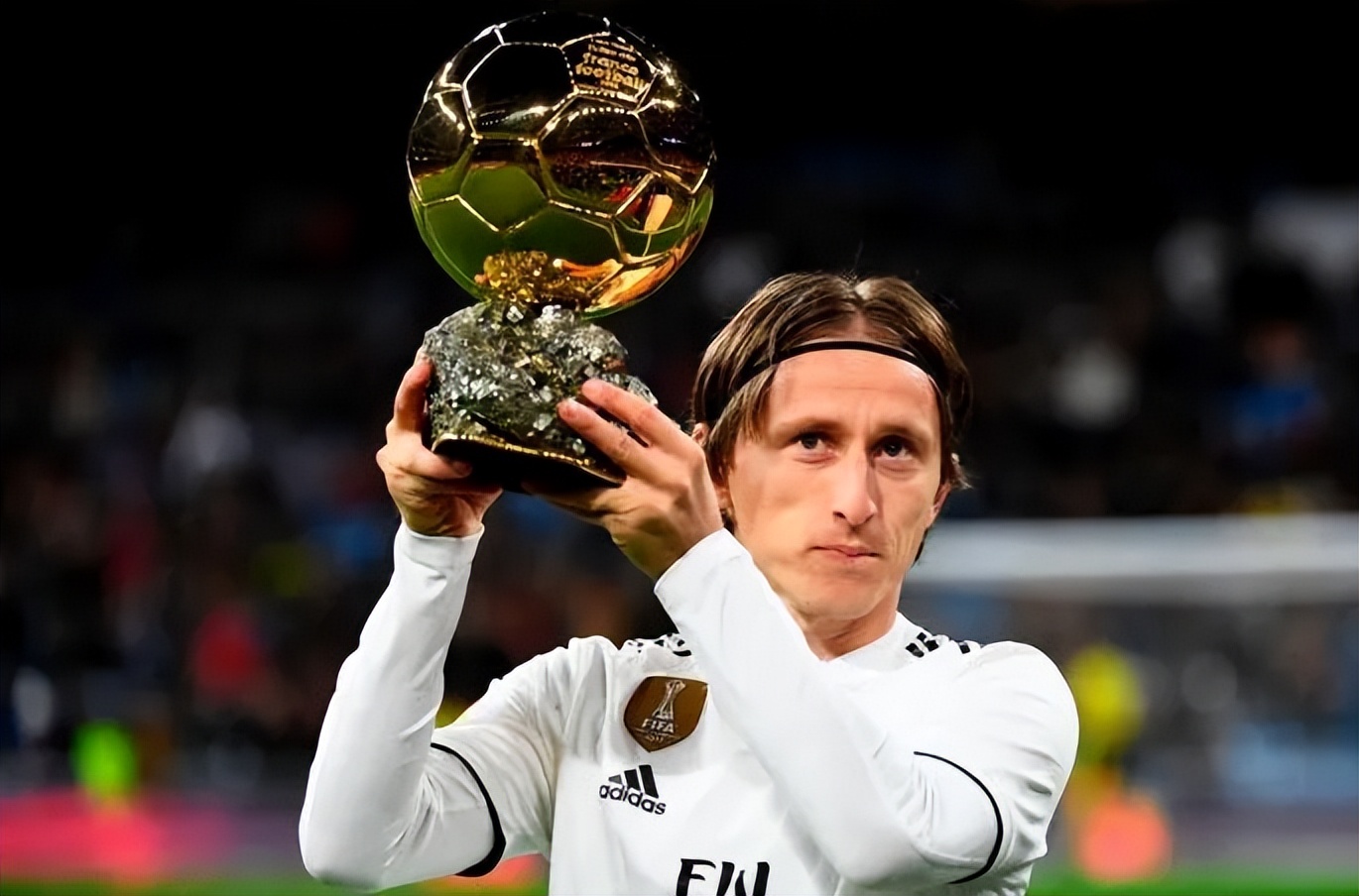 从放羊人到世界球星莫德里奇,从放羊娃到国家队