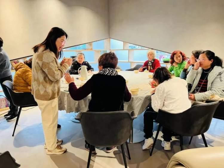 健身、团建、咖啡一应俱全，充满设计感的空间居然开在了社区里？