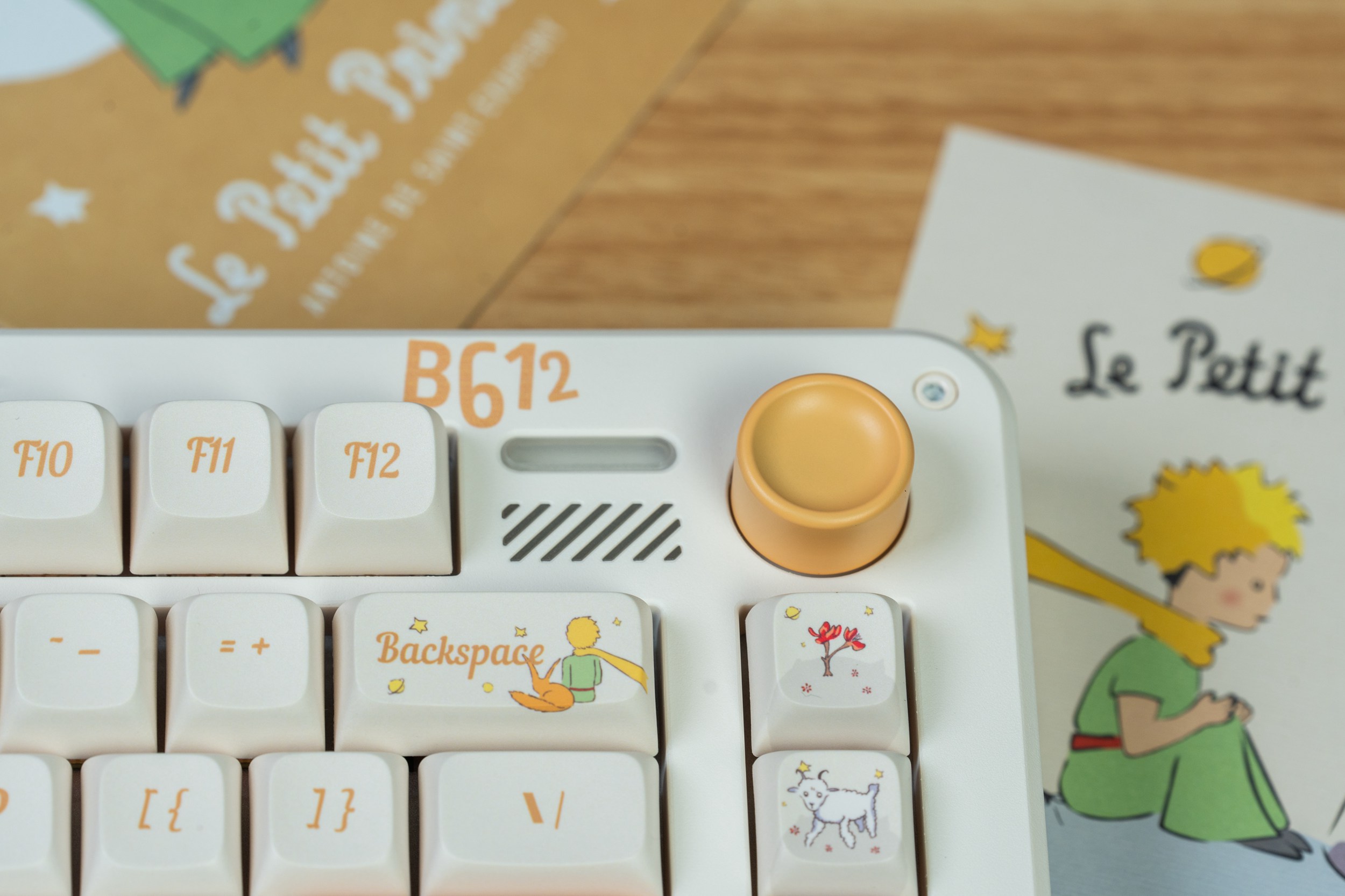 使用苹果全家桶的一天,苹果全家桶有必要买吗