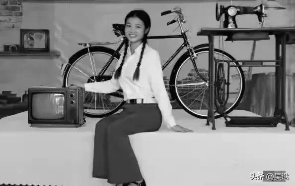 70年代一台12寸黑白电视430元，放到现在相当于多少钱？