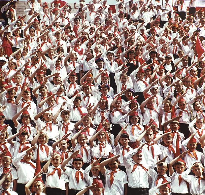 日军侵华兽行,日军当着国军的面杀俘虏