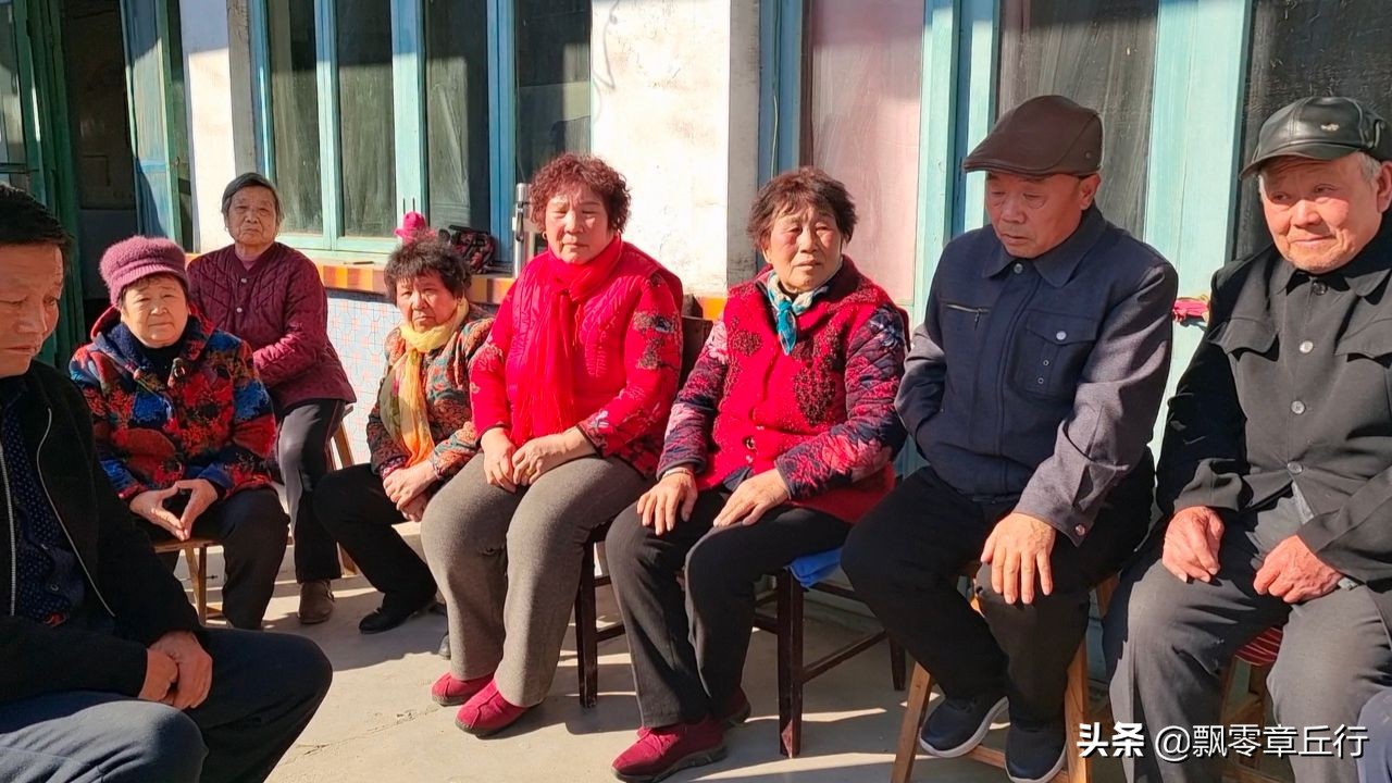 济南章丘相公庄：有个“岁数不小”的戏迷自发成立的草根庄户剧团