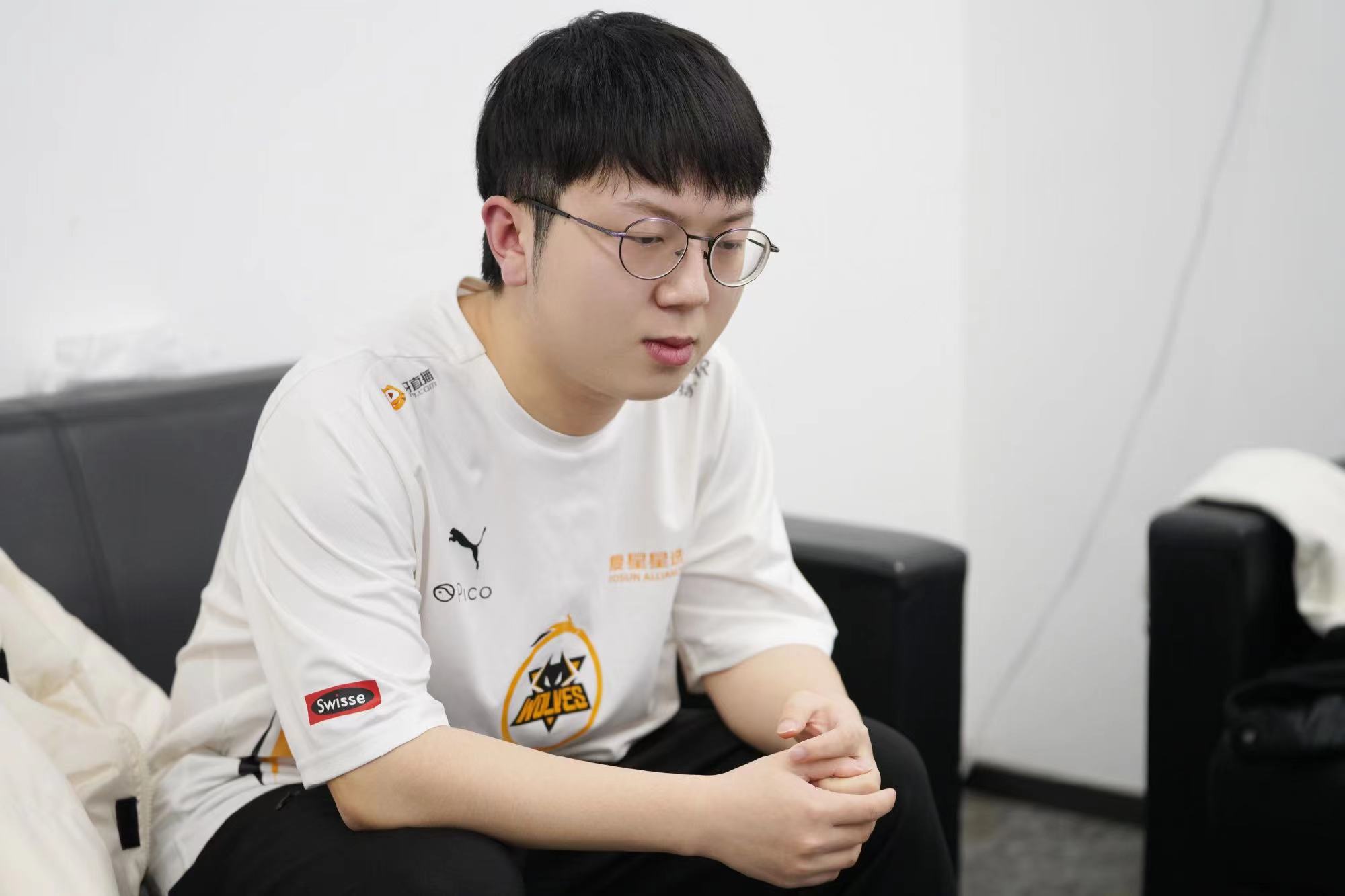 estar四比一狼队全部比赛,estar零封狼队夺冠狼队反应