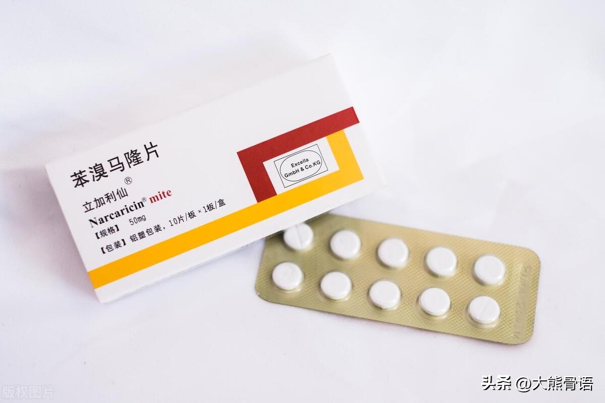 手指痛风的初期症状和治疗,脚踝痛风的症状和治疗方法