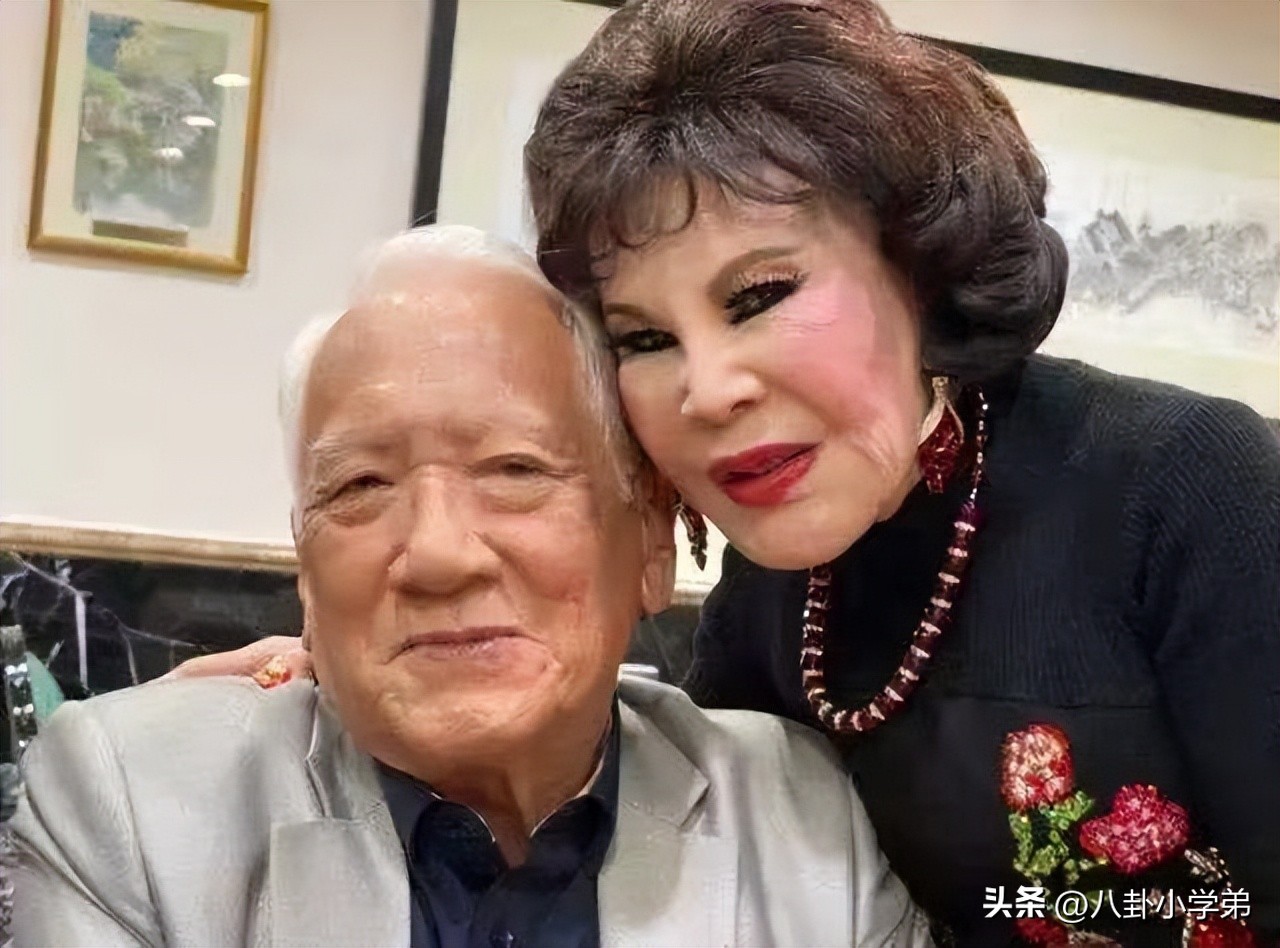 整形脸和真正的美人区别,整形变美的对比图片