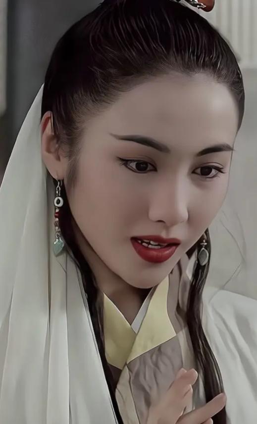 从五官怎么看出女人富贵相,女人五官富贵的表现