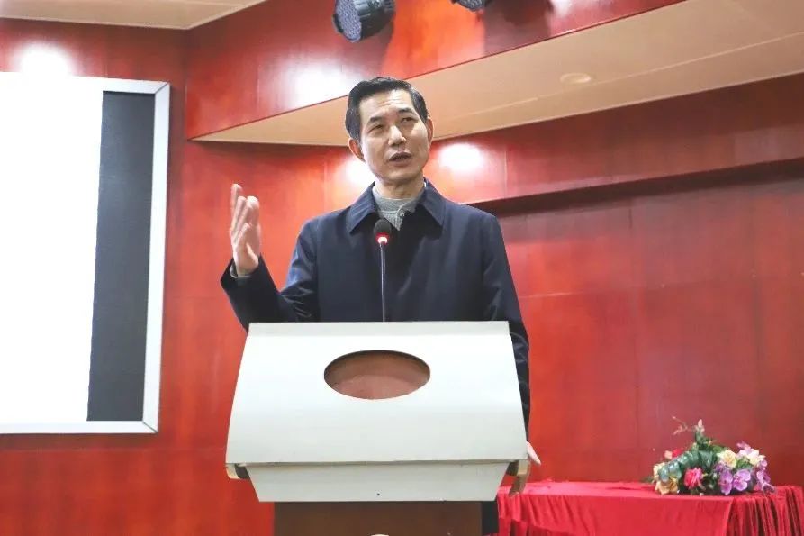 渊默而雷声——三高大讲堂教师专业发展培训