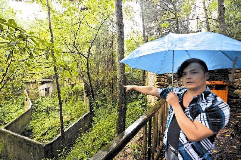 湖南嗜血野人：7岁掉入天坑，生吃蛇鼠存活8年，结局让人哭笑不得