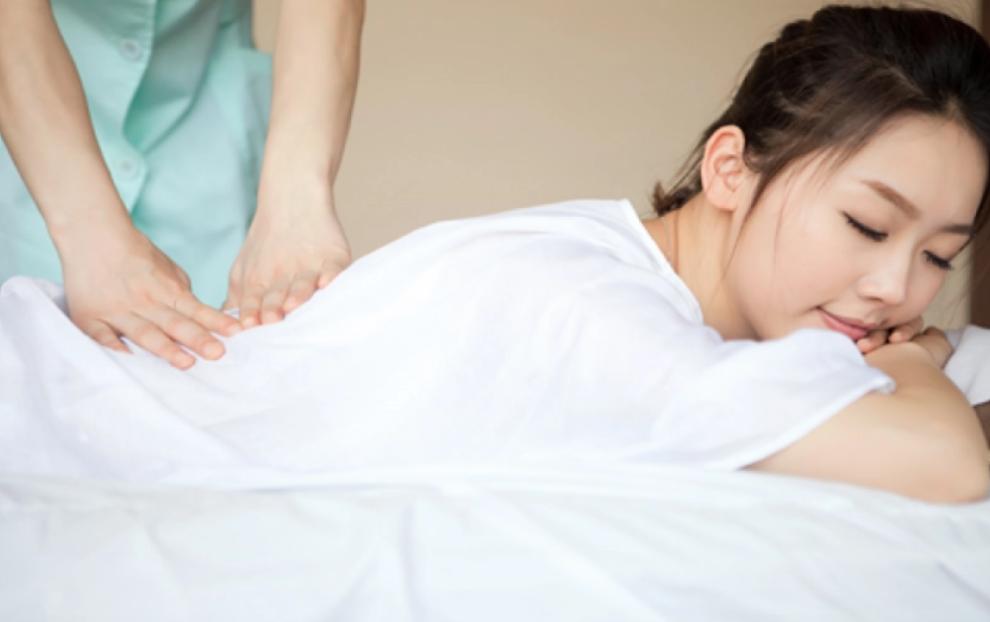 早上睡醒了眼皮眼袋肿是怎么回事,中医治疗眼袋大属于哪个科室