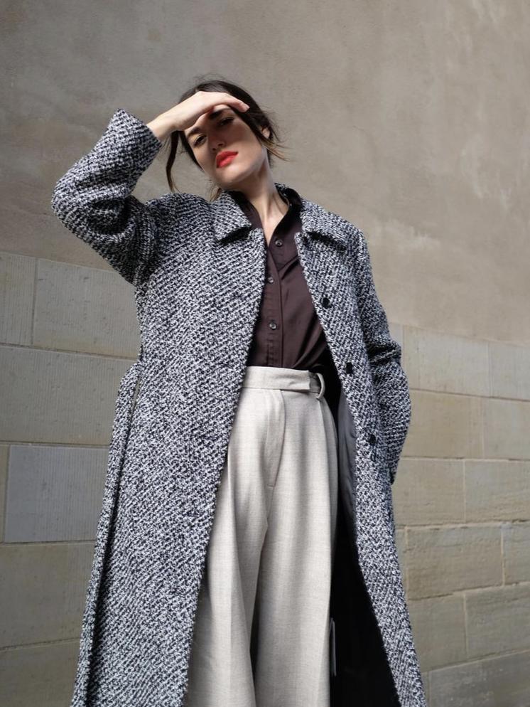 冬日的高级感，一件时尚大衣就够了！帮40+女人诠释满满的质感