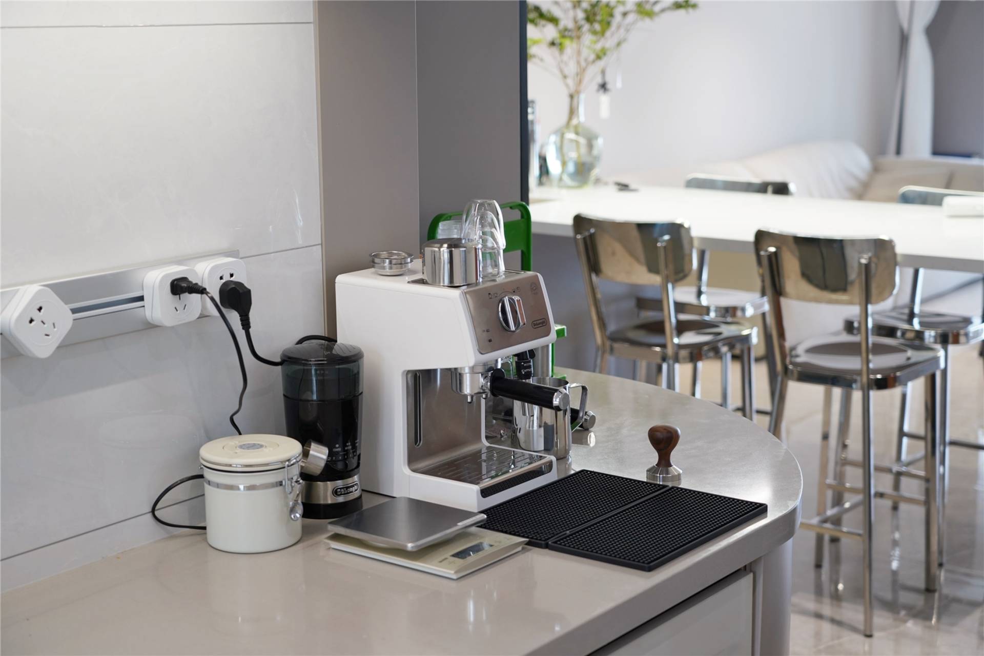 德龙1000以下咖啡机,家用德龙2000元左右的咖啡机