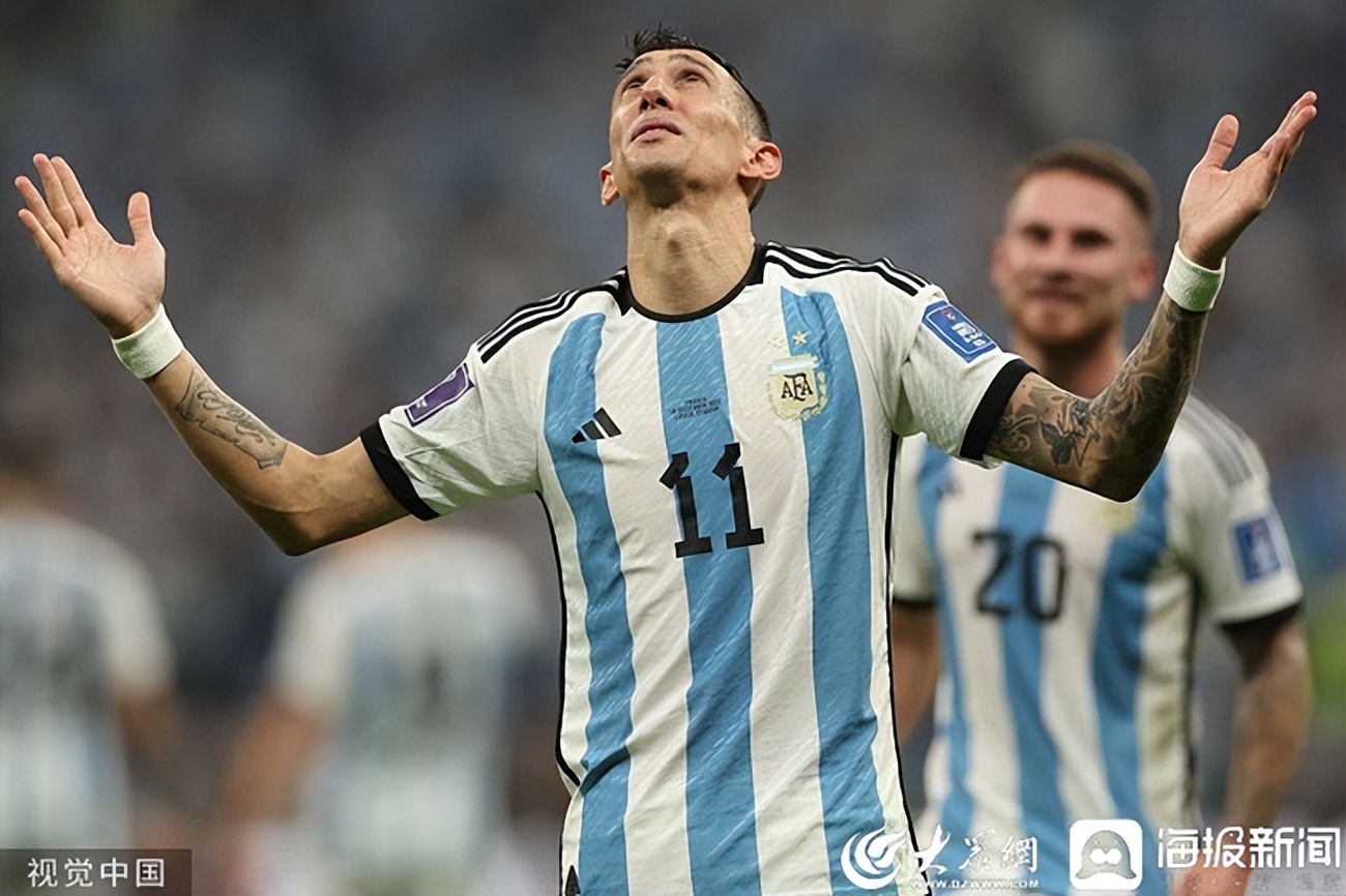 梅西三冠王阿根廷,阿根廷夺冠梅西披风衣