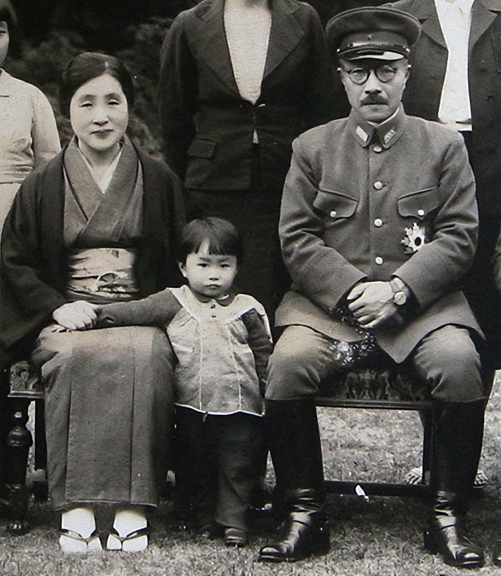 东条英机儿子什么产品卖入中国,年轻的东条英机