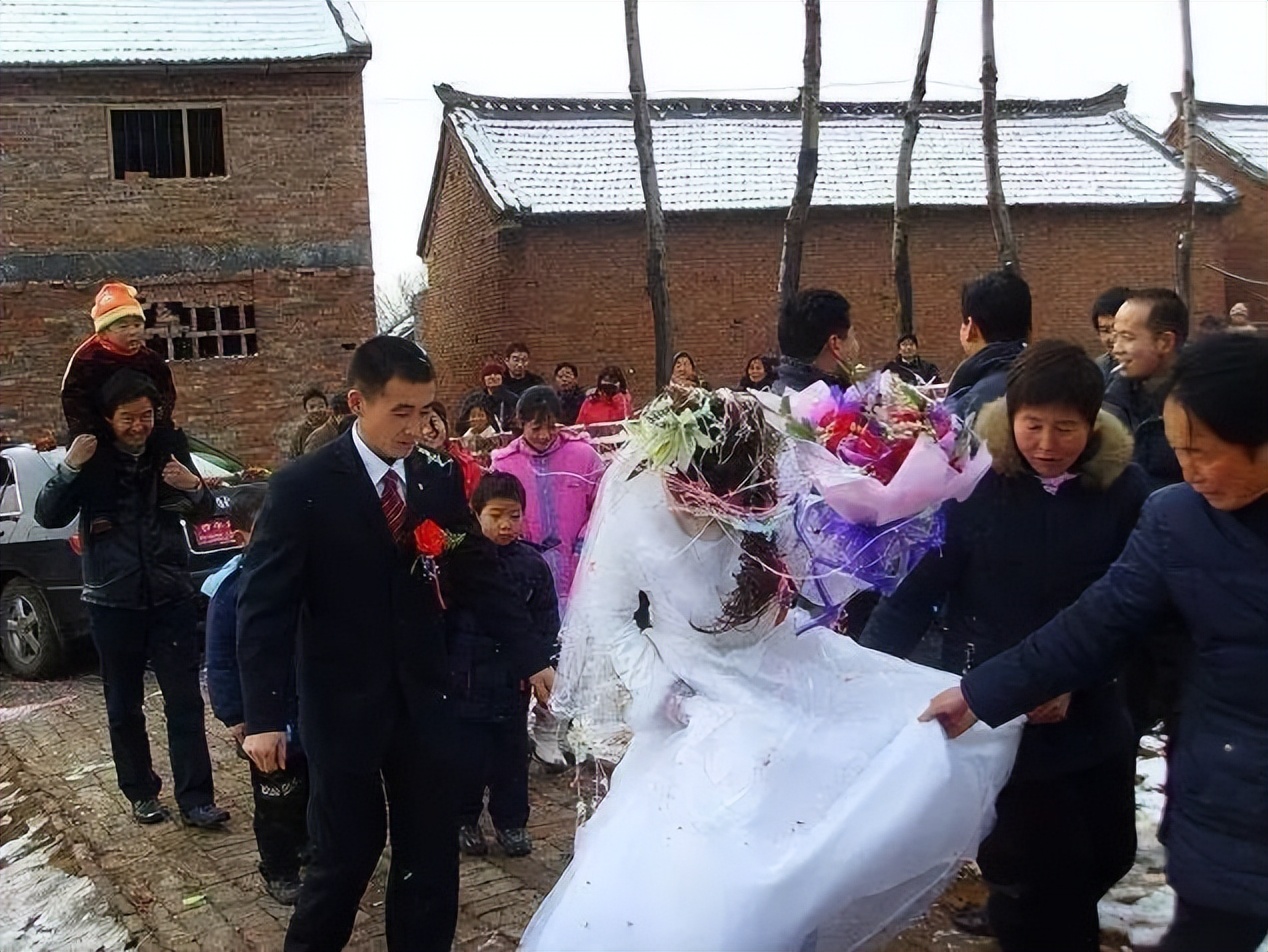 西安灞桥儿子结婚有多热闹,灞桥城中村热闹