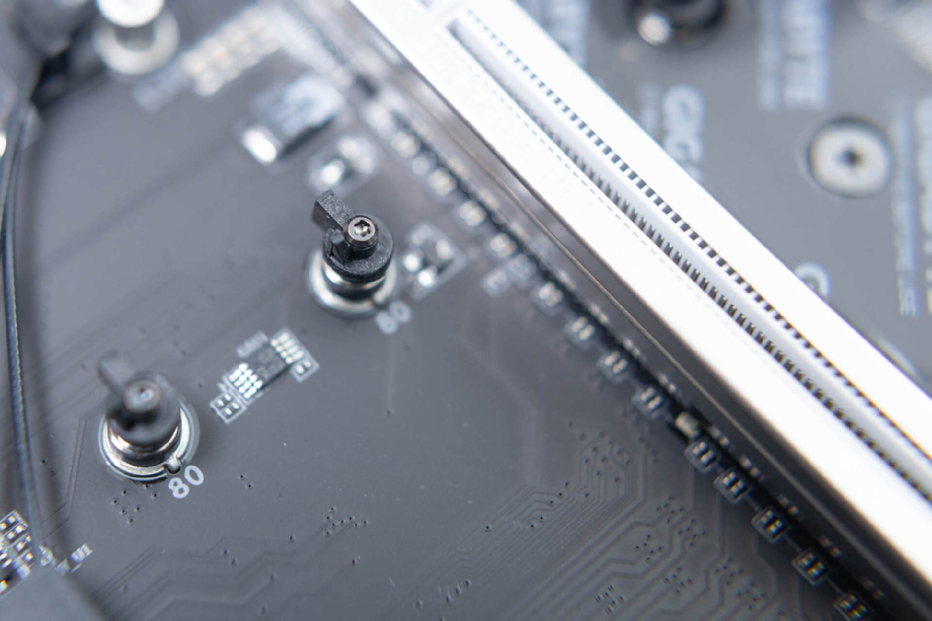 z790技嘉测评,技嘉z790aerog跟z790-a吹雪