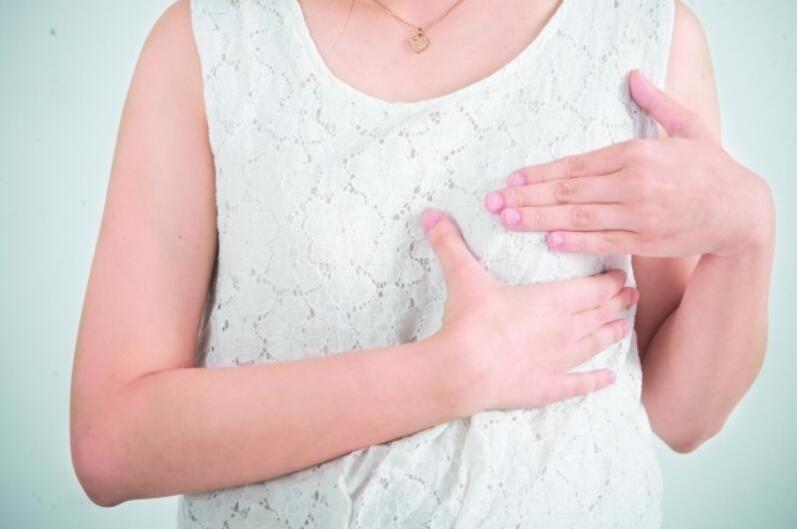 哺乳期妈妈堵奶最快的解决方法,哺乳期堵奶有什么解决办法