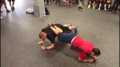 双人体能竞赛游戏,体能训练集体小游戏