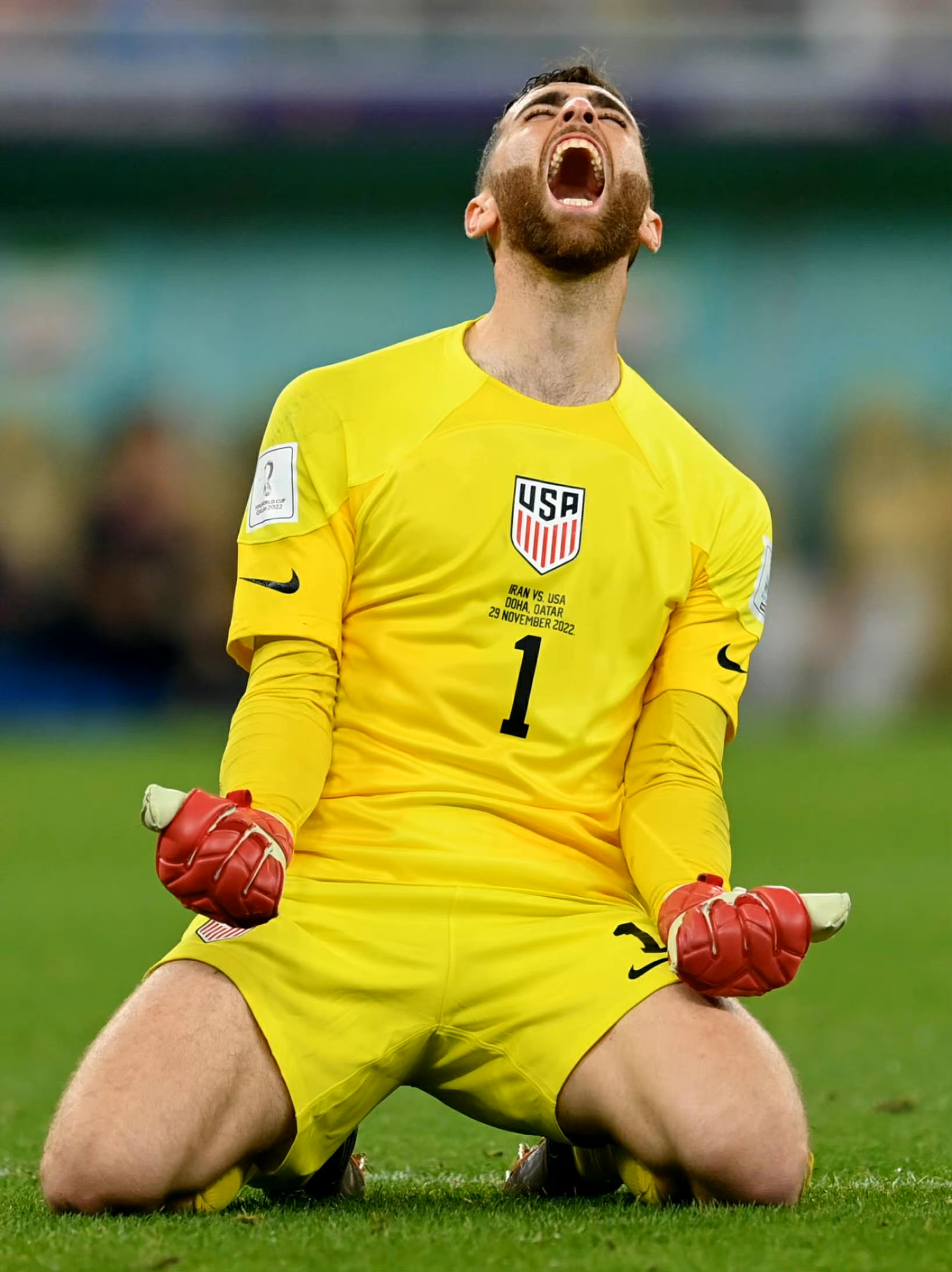 伊朗队输美国太窝囊，卡塔尔创造耻辱记录！但我们有啥资格笑人家