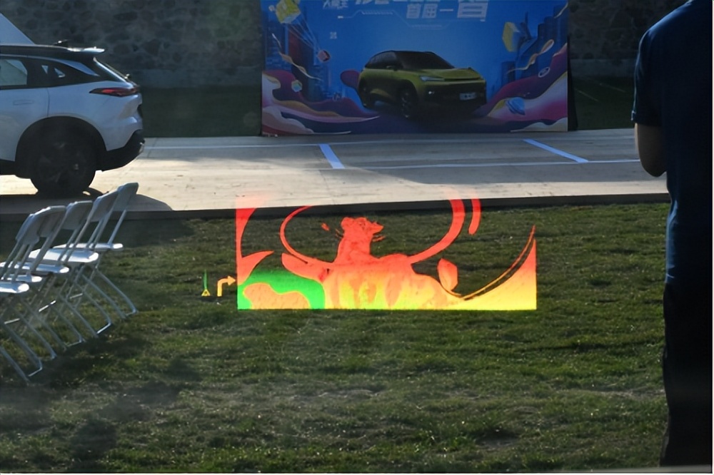 9.99-15.39万元，北汽魔方开起来究竟表现如何？