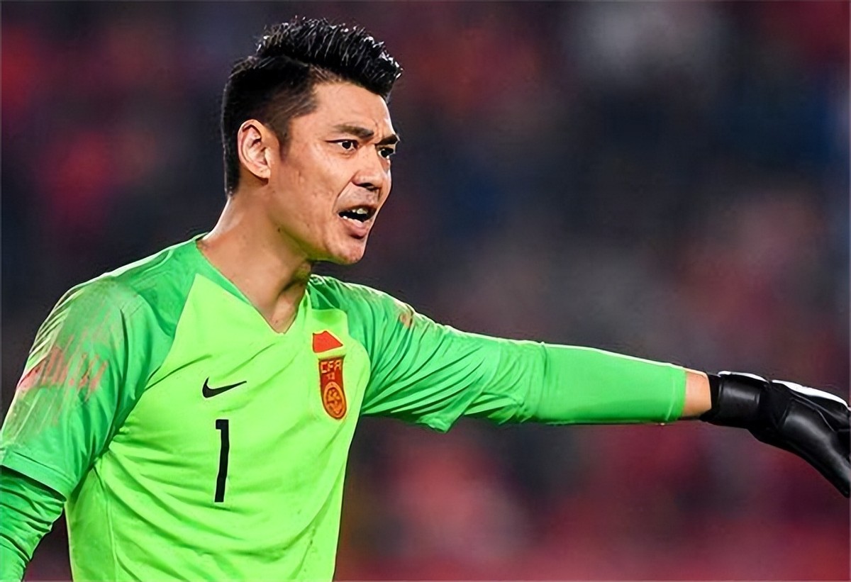 广州恒大门将曾诚年薪多少,广州恒大门将曾诚