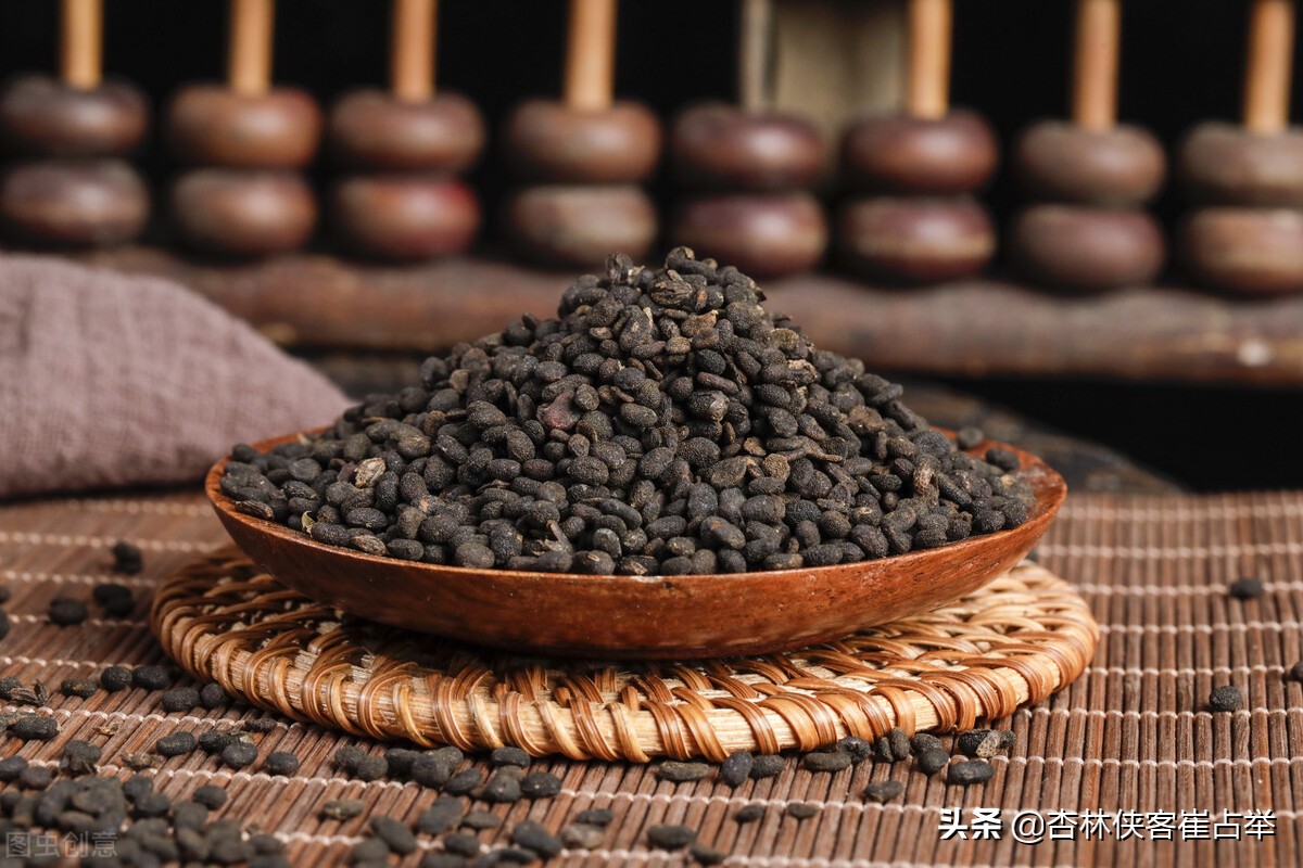 阴虚腰膝酸软吃什么中药调理,腰膝酸软吃什么中药材