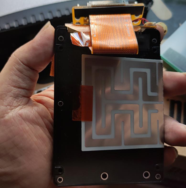 鸟枪换炮，老的IDE44针并口机械硬盘更换为44针并口固态硬盘