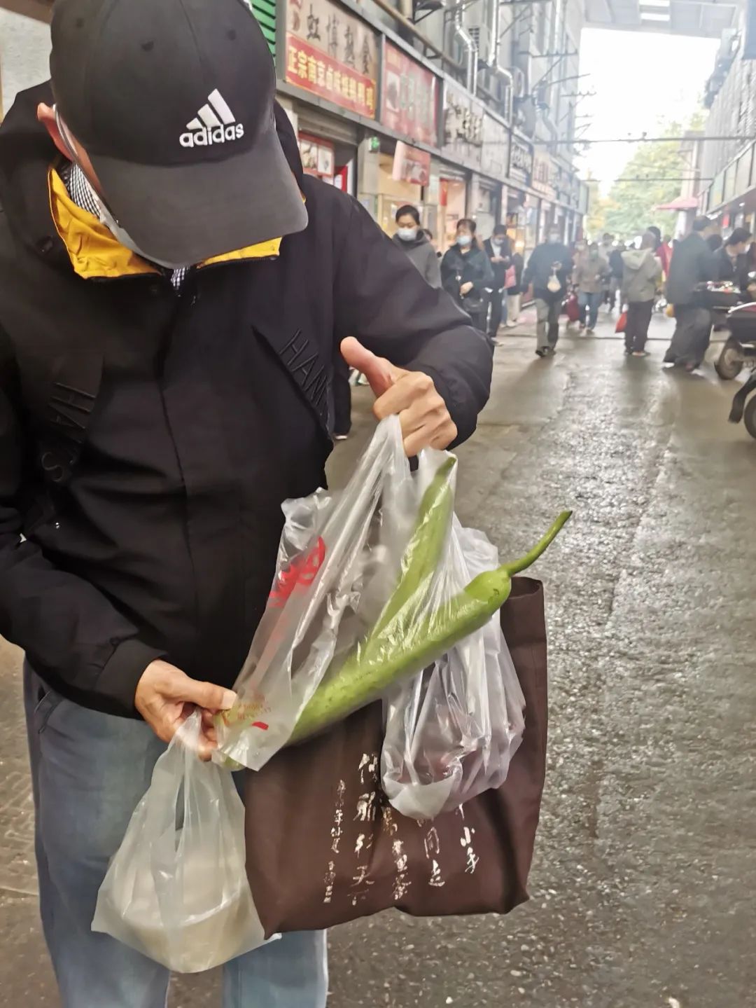 为什么上海卖菜的都是兰陵人,为什么买菜的都是老人