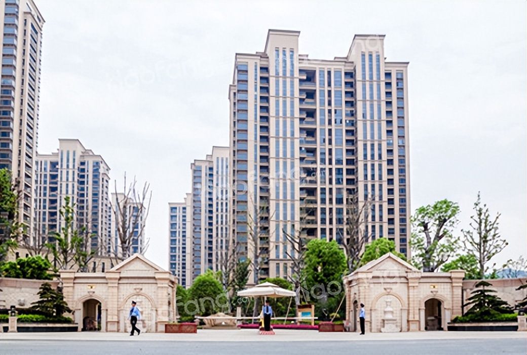 外地户口在上海买房限购,上海户口个人上海买房最新条件