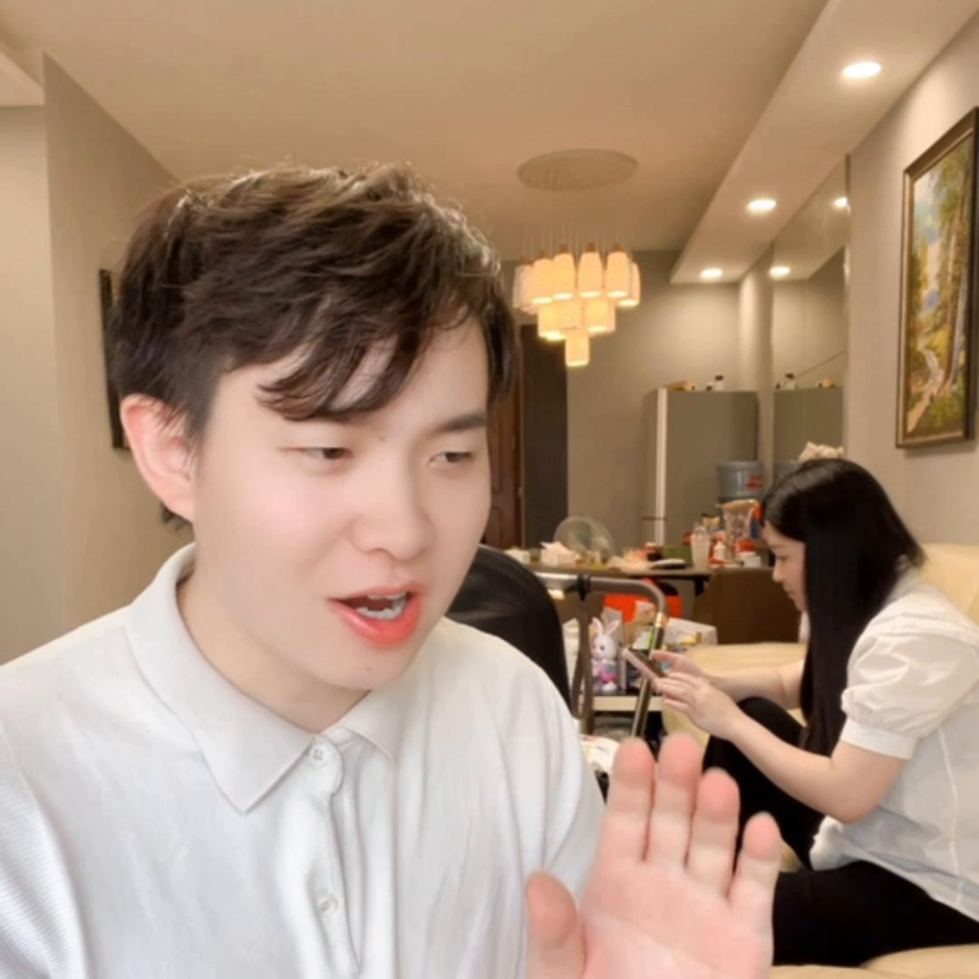 15岁孩子头油有头屑用什么洗发水,哪种洗发水适合头油头屑粗硬发质