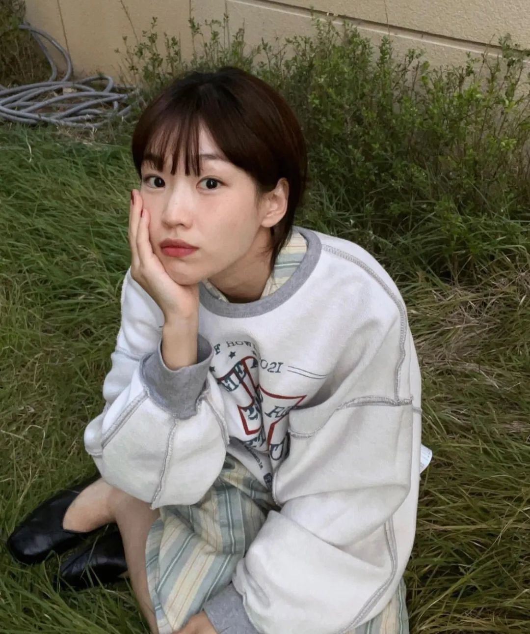 2021减龄最火发型齐刘海,减龄短发18岁