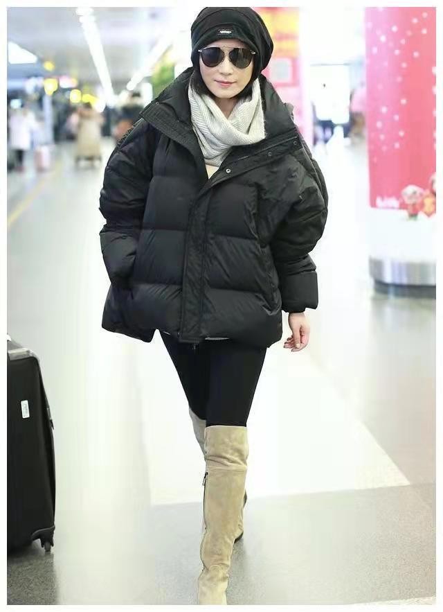 有哪些简约高级的棉服穿搭技巧,冬季棉服选什么款式才不显臃肿