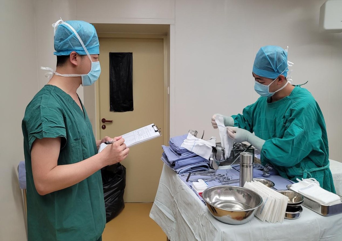 手术室里的“尴尬”事：医生不能穿*裤内**？患者必须全裸？涨知识了