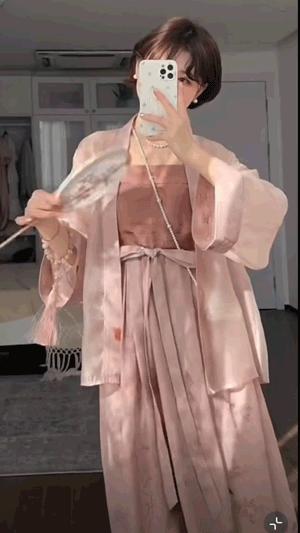 拼多多直播间衣服那么便宜靠谱吗,安踏同样的衣服拼多多比淘宝便宜