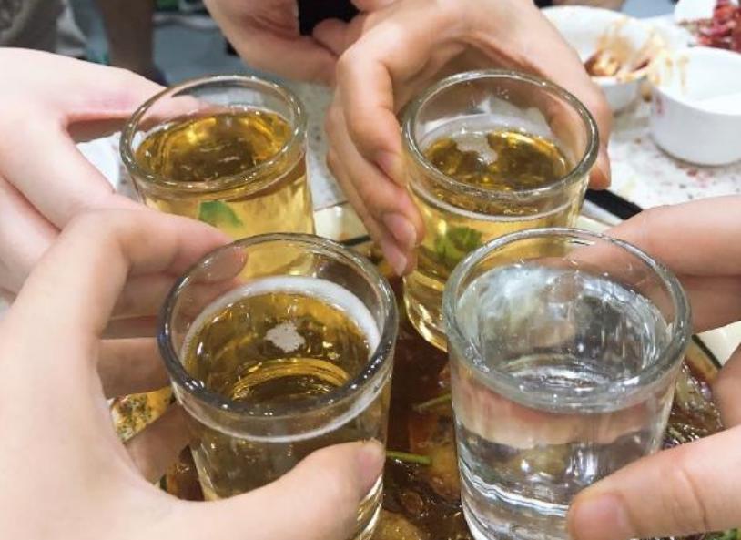 哪种纯粮食酒又便宜又好喝,超市最好卖的粮食酒