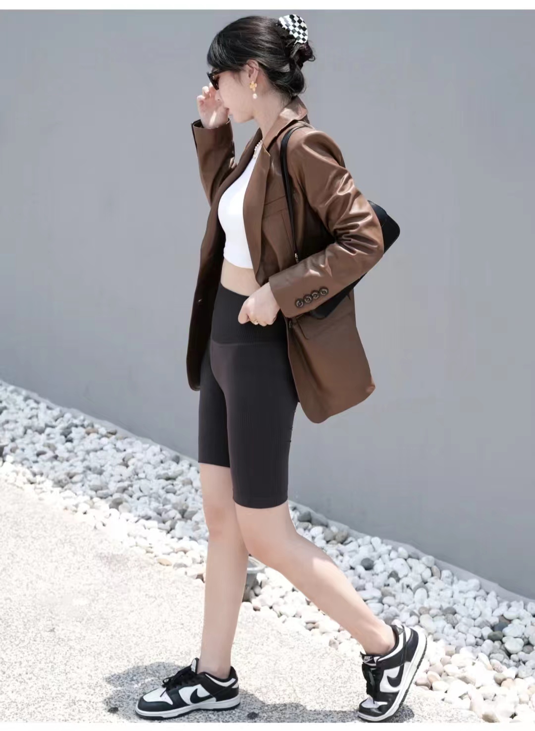 西装外套怎么搭配裙子好看气质,西装外套怎么搭配长裙子冬季