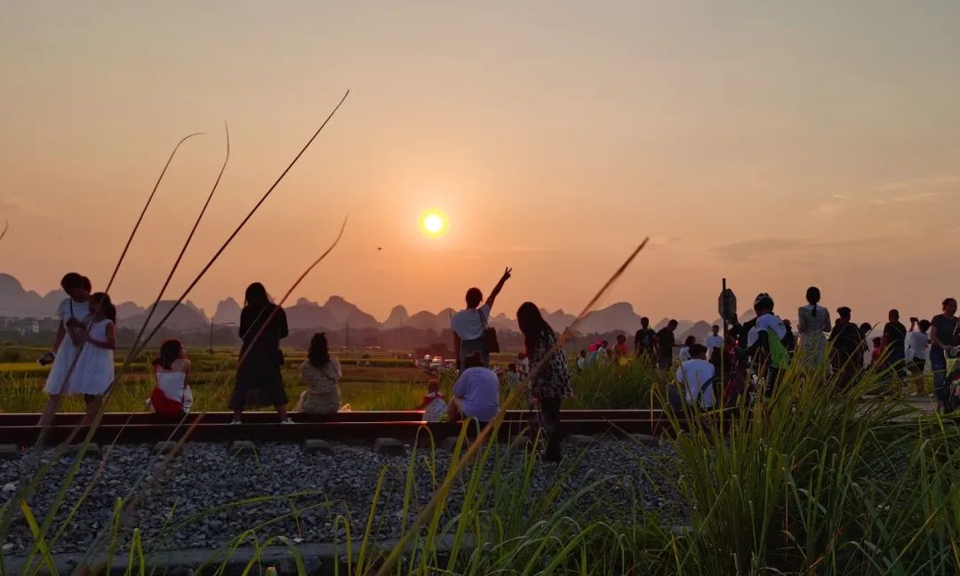 桂林晚霞胜地,桂林晚霞十大观赏地点