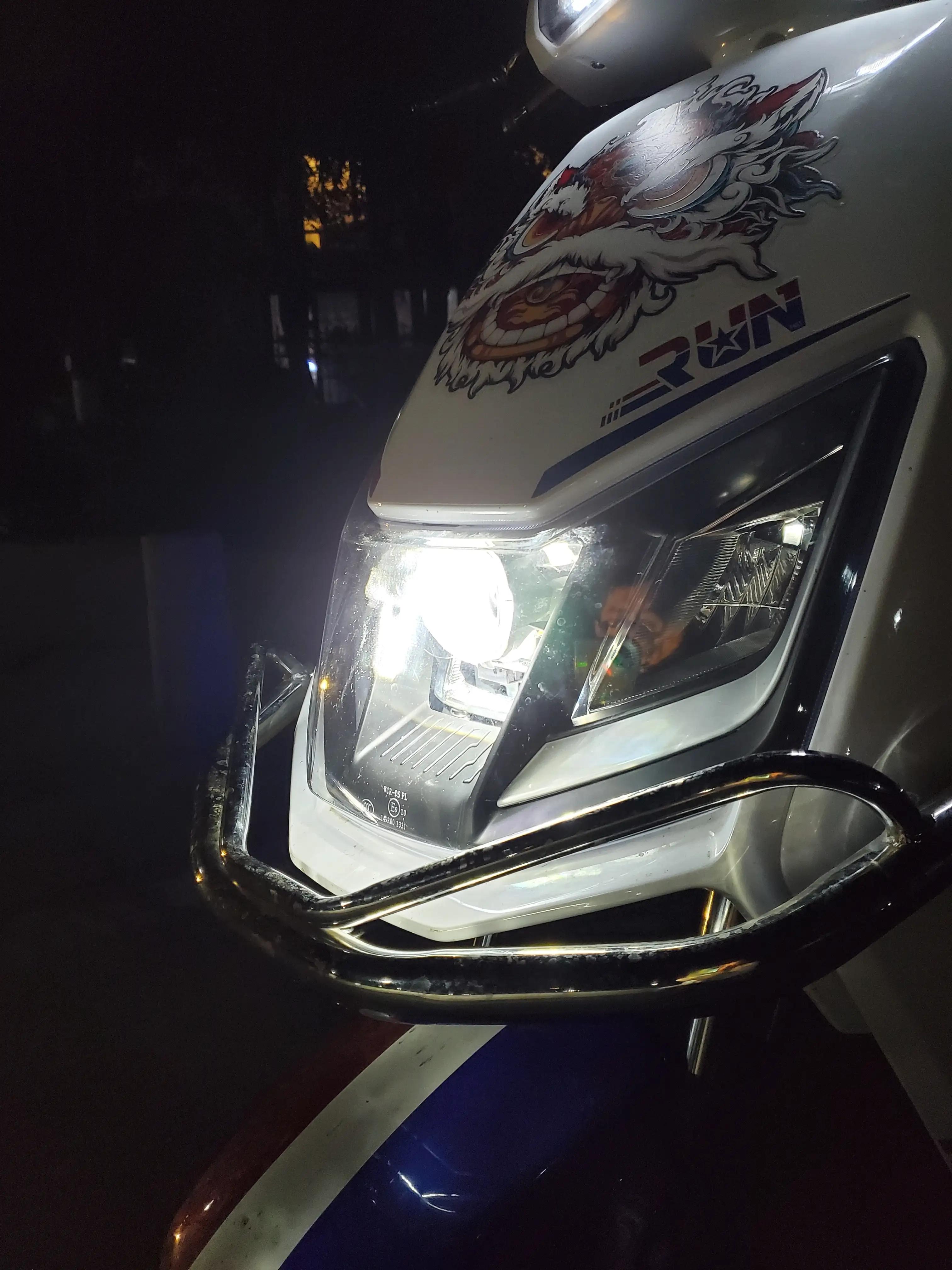 台铃x3eb更换小糸led透镜拆车大灯（具体步骤）