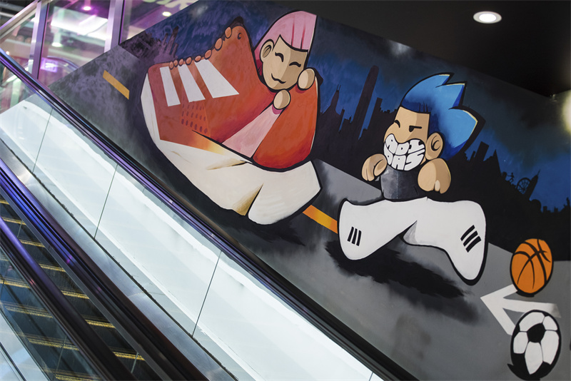 adidas深圳旗舰店直播,adidas香港