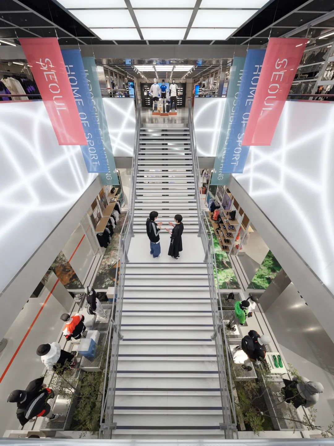 万社设计靠谱吗,首尔adidas旗舰店