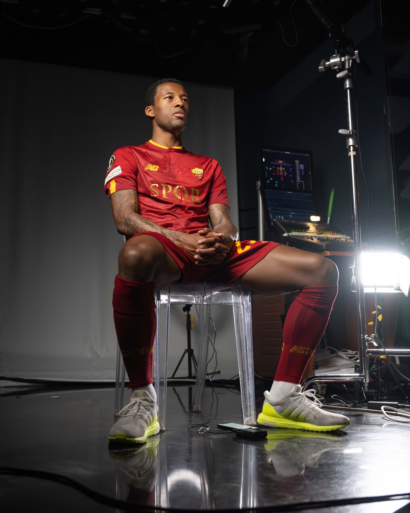 穆里尼奥相信自己永不放弃,穆里尼奥不像以前那样意气风发