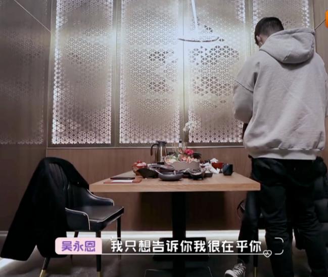 刚治好内娱的精神内耗，演《三体》的她就Be了？