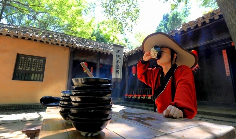 波本威士忌和什么威士忌差不多呢,波本威士忌是什么威士忌